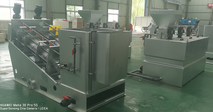 疊螺機、全自動(dòng)加藥裝置加工中